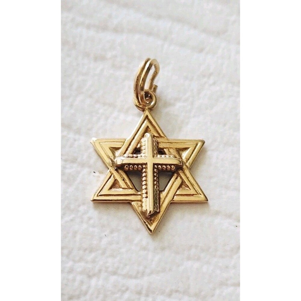 Solid 14k Gold Star Of David Cross Pendant 1.05 Grams